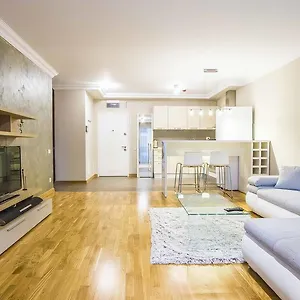 Incity Premium Garden Stay-Central Apartments &Private Terrace Bucharest